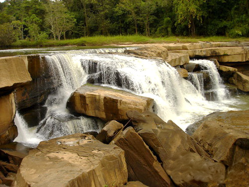 น้ำตกแก่งโสภาKaeng Sopa Waterfall