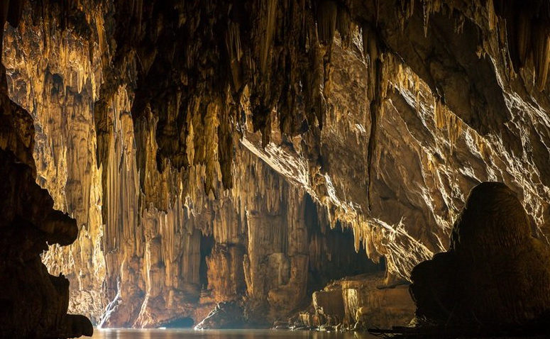 ถ้ำแก้วKaeo  Cave