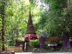 จุลศิรจุมพฏเจดีย์-Chulasira-jumpod Pagoda