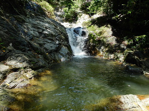 น้ำตกยาโรยYaroi Waterfall
