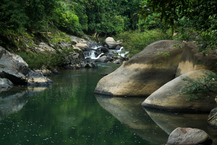น้ำตกบางหัวแรดBang Hua Rat Waterfall