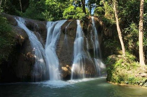 น้ำตกธารสวรรค์Tan Sawan Waterfall