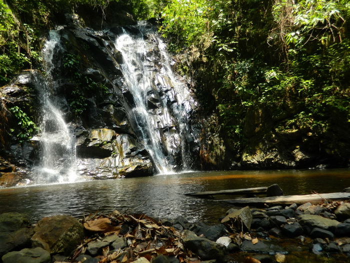 น้ำตกโตนไม้ปักTonemaipuk Waterfall